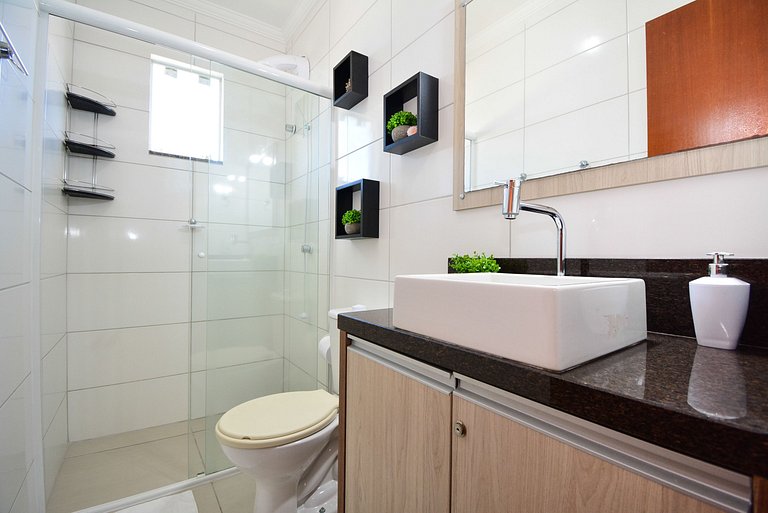 Amplo Apartanmento na Praia dos Ingleses - NIN013