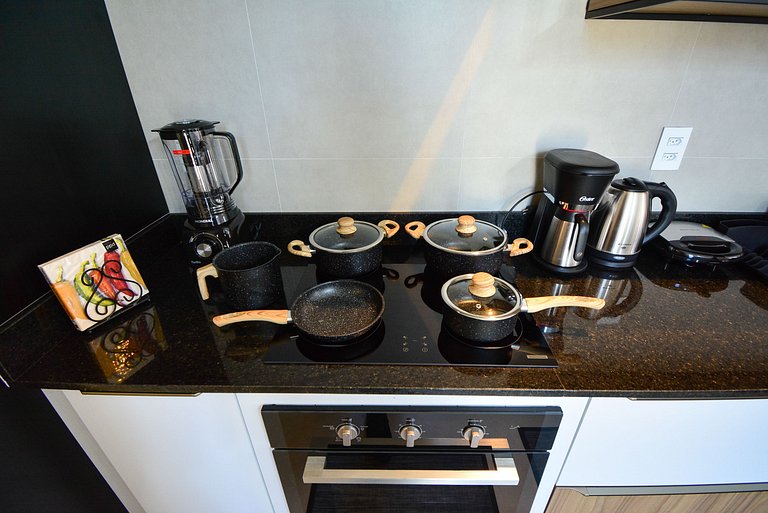 Studio em frente a UFSC e HU - Viva Trindade 625A