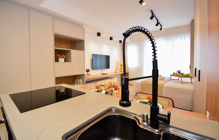 Elegante Studio em frente a UFSC e HU - VIVA 201R