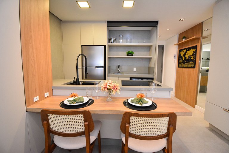 Elegante Studio em frente a UFSC e HU - VIVA 201R