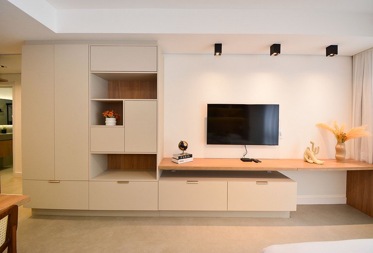 Elegante Studio em frente a UFSC e HU - VIVA 201R