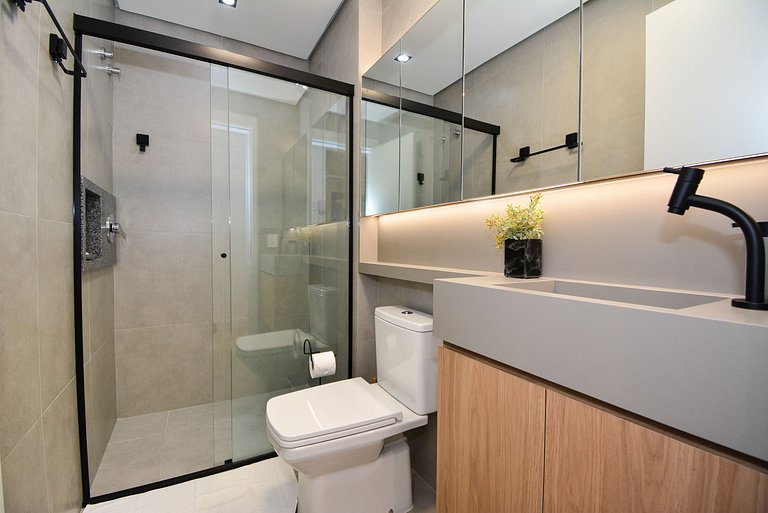 Elegante Studio em frente a UFSC e HU - VIVA 201R