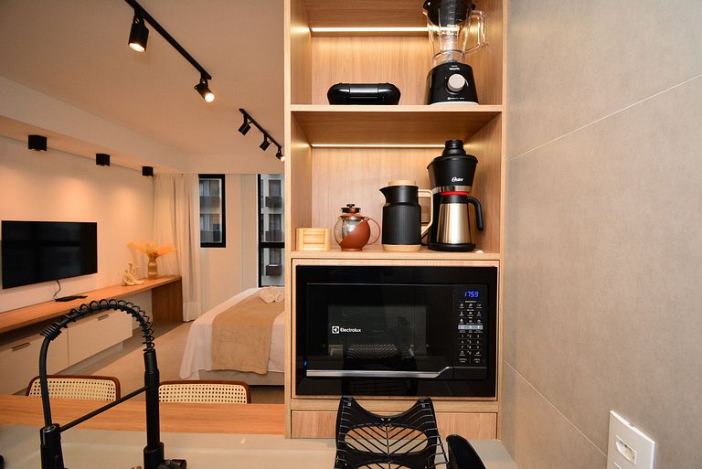 Elegante Studio em frente a UFSC e HU - VIVA 201R