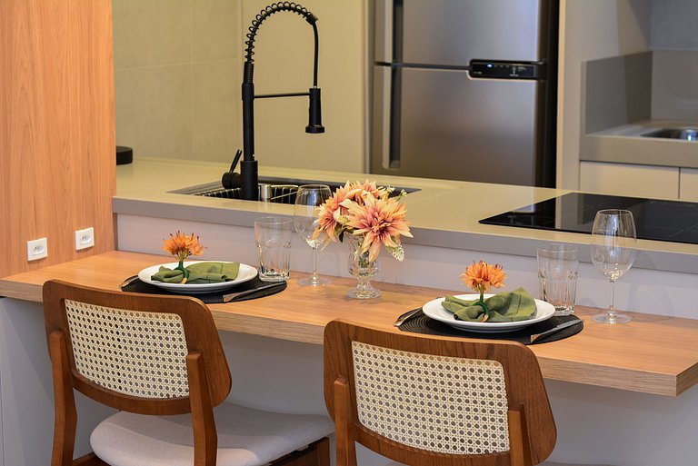 Elegante Studio em frente a UFSC e HU - VIVA 201R