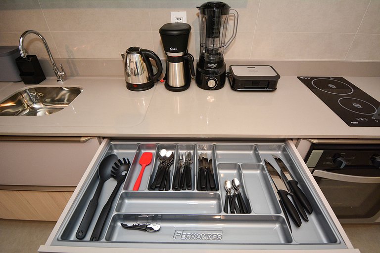 Studio em frente a UFSC e HU - Viva Trindade - CEN010