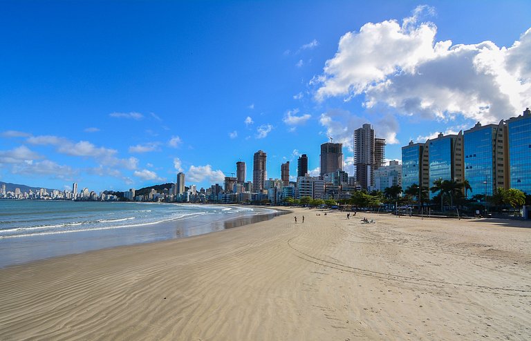 Aconchego em Itapema a 30 metros do Mar - ITA002