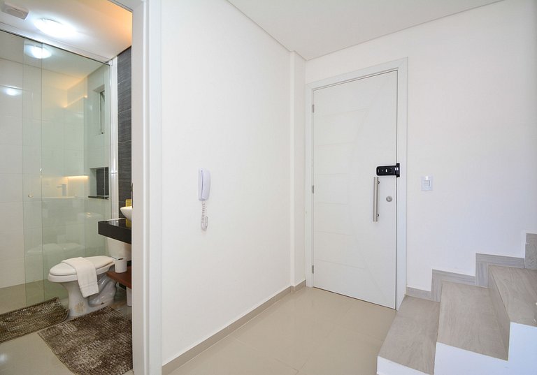 Duplex no Centrinho dos Ingleses a 300 mts do Mar - NIN016