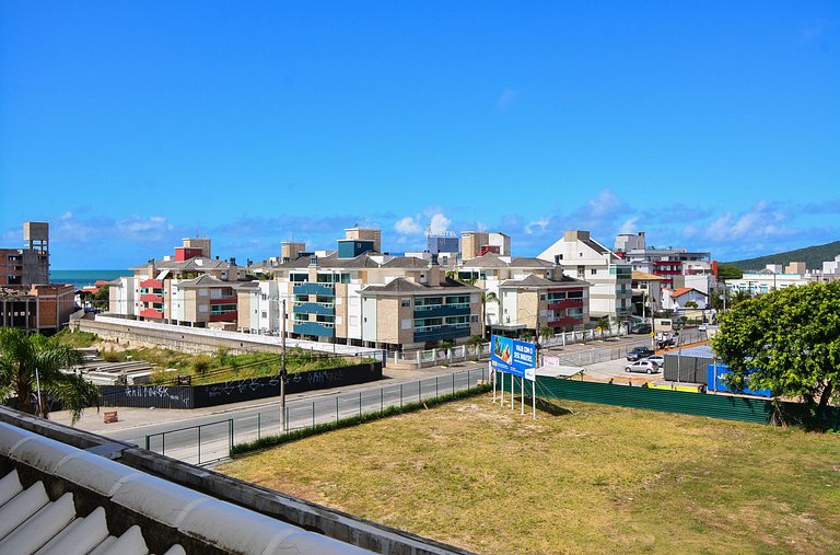 Duplex no Centrinho dos Ingleses a 300 mts do Mar - NIN016