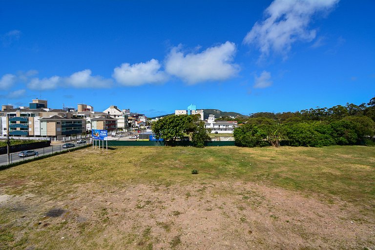 Duplex a 300 metros do Mar dos Ingleses - NIN016