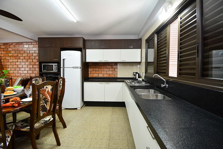 Casa na Praia do Campeche a 300 metros do Mar