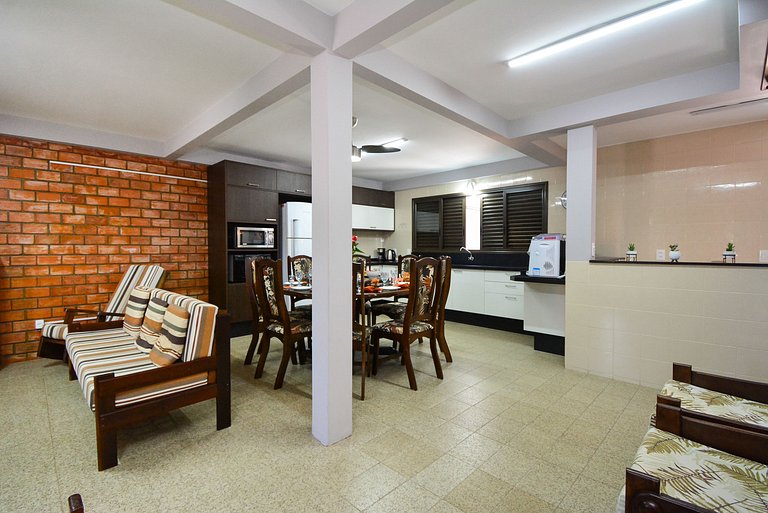 Casa na Praia do Campeche a 300 metros do Mar - SDI019