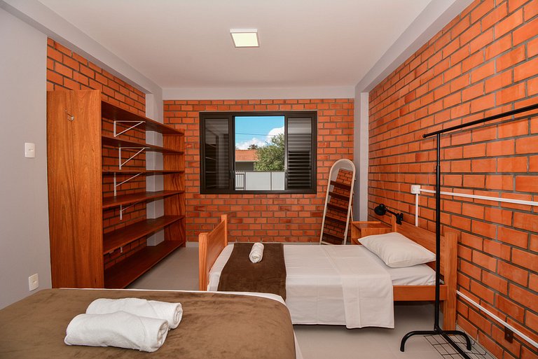 Casa na Praia do Campeche a 300 metros do Mar - SDI019