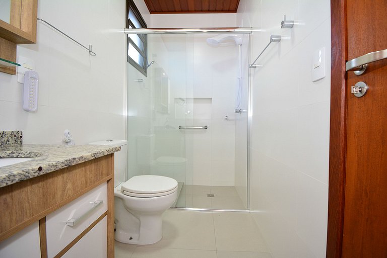 Casa na Praia do Campeche a 300 metros do Mar - SDI019