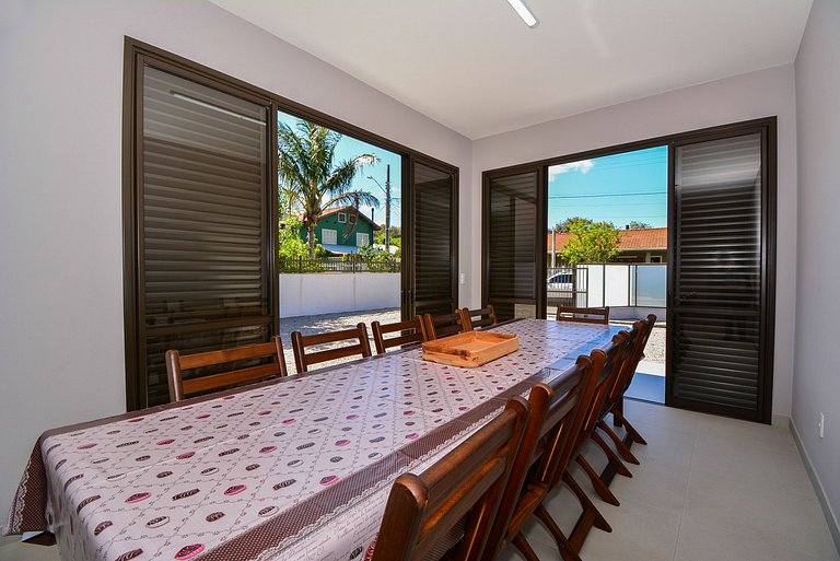 Casa na Praia do Campeche a 300 metros do Mar - SDI019