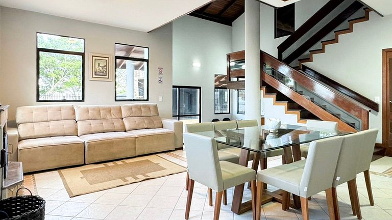 Casa de Frente pro Mar com Piscina - PLH004