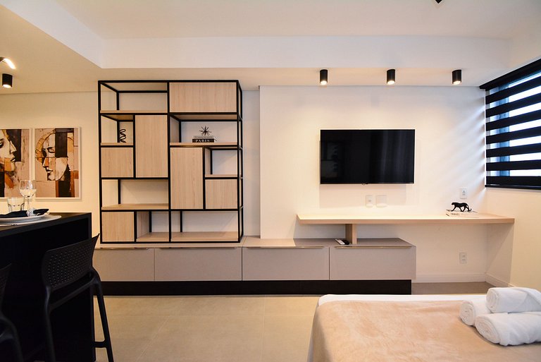 Studio em frente a UFSC e HU - VIVA 207R