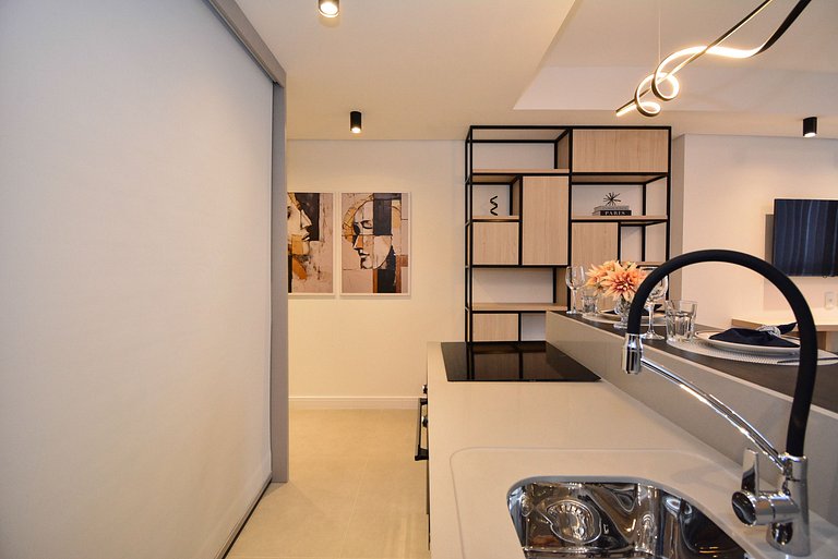 Studio em frente a UFSC e HU - VIVA 207R