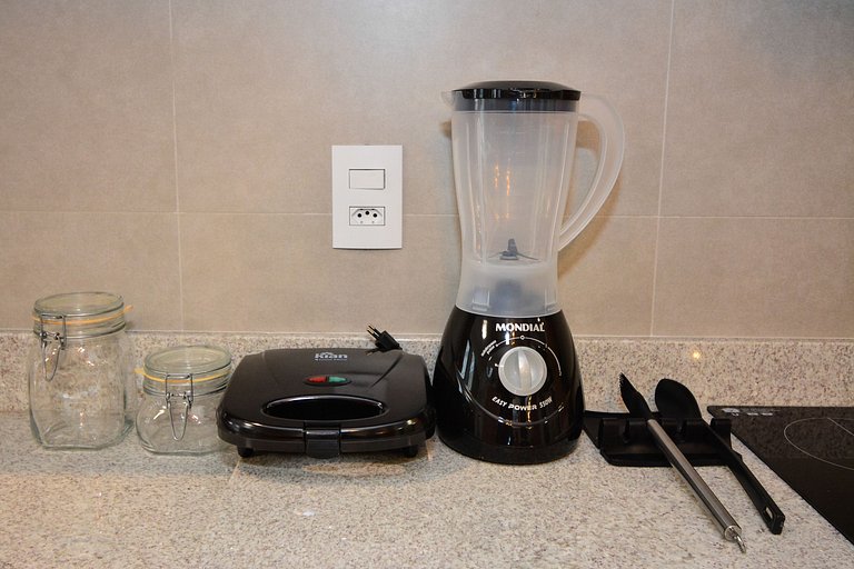 Studio em frente a UFSC e HU - 106A VIVA