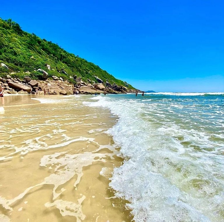 Apartamento Aconchegante na Praia dos Ingleses - NIN018