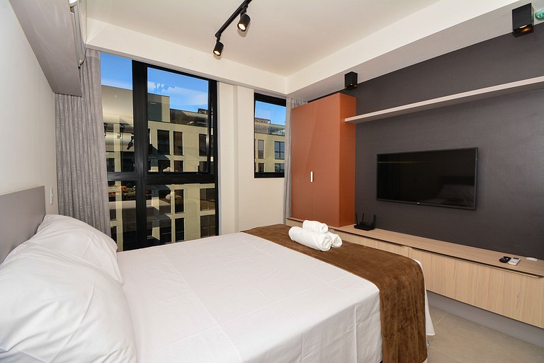 Studio com Garagem em frente a UFSC e HU - CEN009