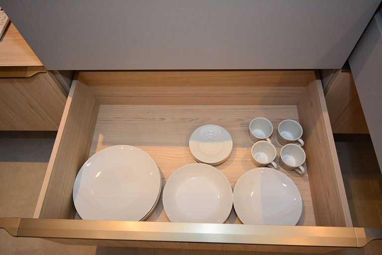 Studio com Garagem em frente a UFSC e HU - CEN009