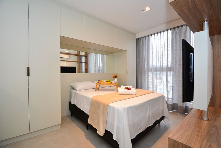 Studio com Garagem em frente a UFSC e HU - CEN009