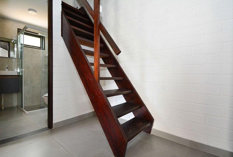 Casa com Quintal e Área Gourmet - Ingleses -NIN019