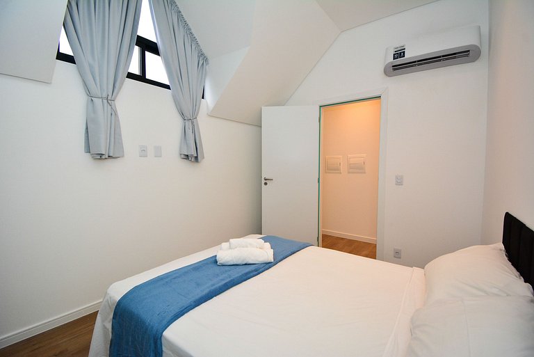 Duplex 3 Quartos - Praia dos Ingleses - NIN020