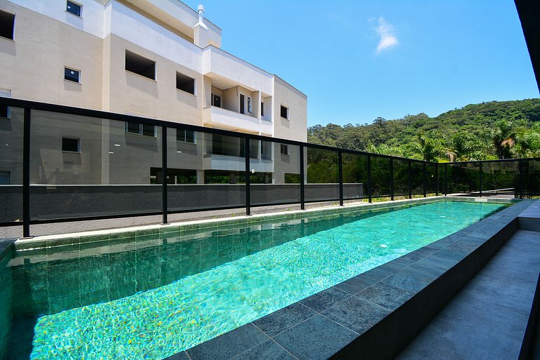 Charmoso Apartamento na Praia dos Ingleses -NIN020