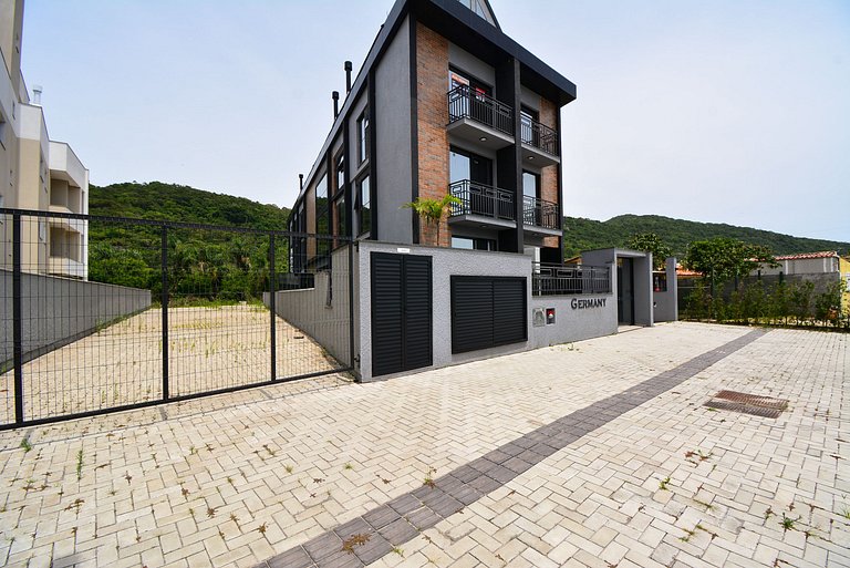 Duplex Decorado - Praia dos Ingleses - NIN020