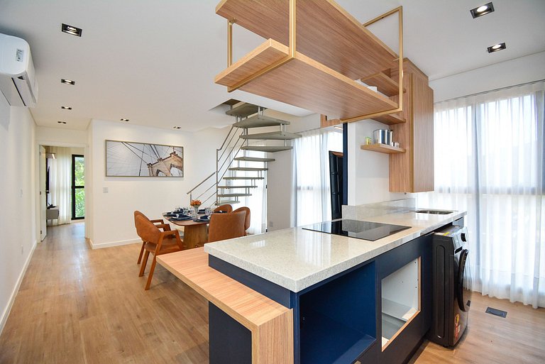 Duplex Decorado - Praia dos Ingleses - NIN020