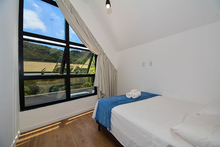 Duplex Decorado - Praia dos Ingleses - NIN020