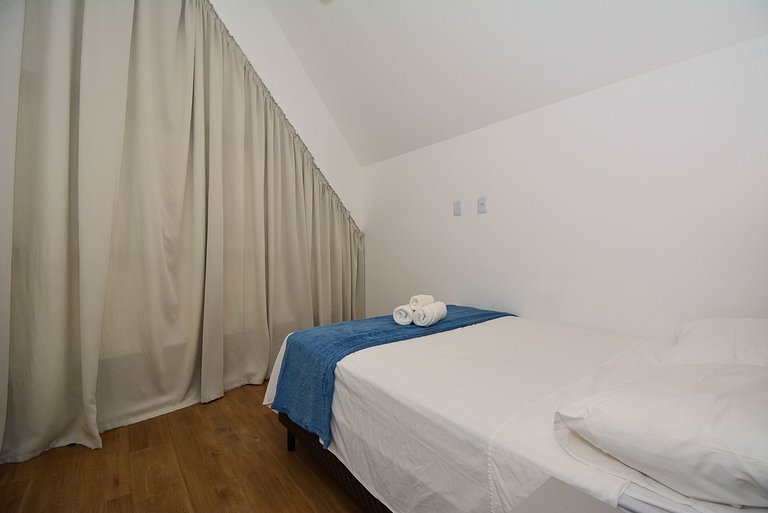 Duplex Decorado - Praia dos Ingleses - NIN020