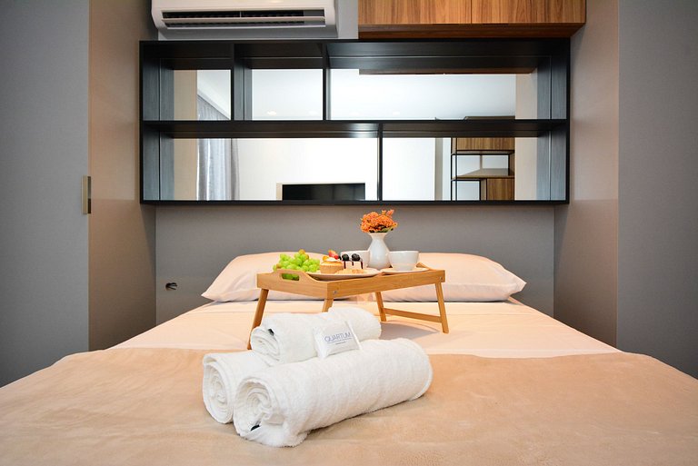 Studio com Garagem em frente a UFSC e HU - CEN009