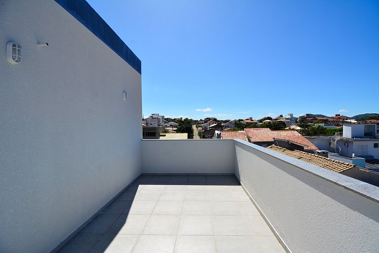 Cobertura com Jacuzzi - Praia dos Ingleses -NIN022