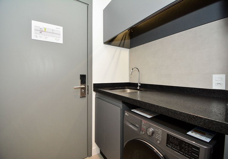 Studio em frente a UFSC e HU - Viva Trindade 502A