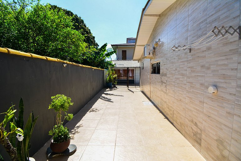 Casa com Piscina no Campeche - SDI020