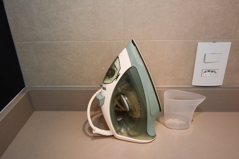 Studio em frente a UFSC e HU - Viva Trindade 214A