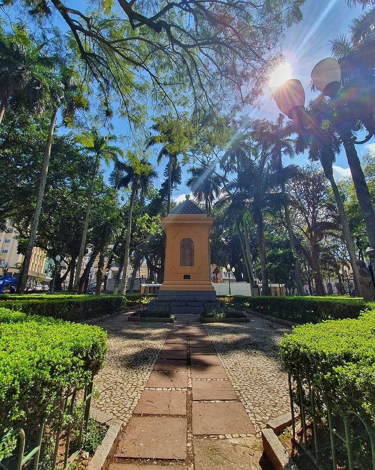 Apartamento Bem Localizado na Trindade - CEN008