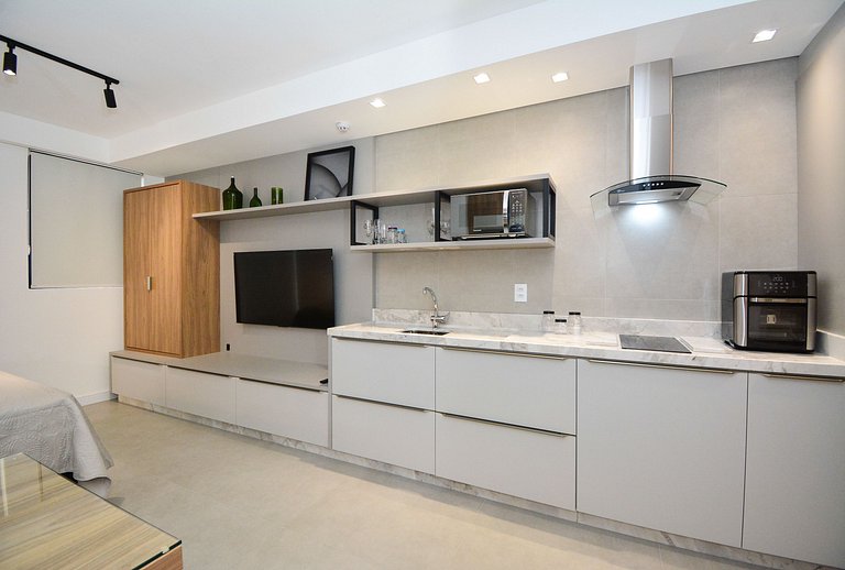 Studio em frente a UFSC e HU - Viva Trindade 309A