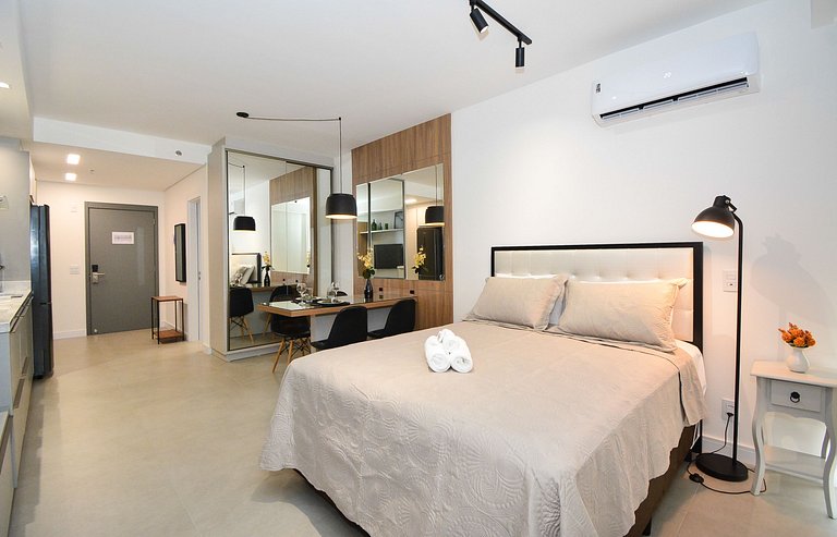 Studio em frente a UFSC e HU - Viva Trindade 309A