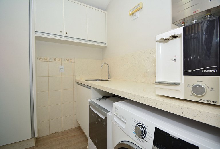 Casa Elegante a 100 m do Mar - Villa dos Açores