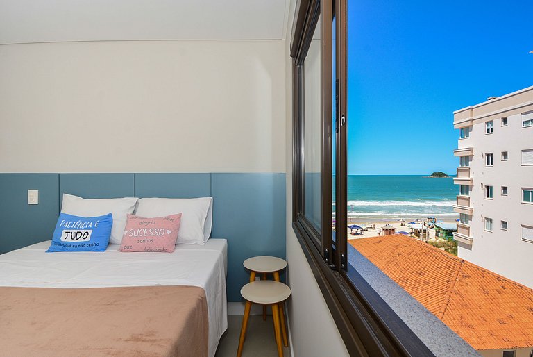 Duplex Vista Mar com Piscina Privativa - GCR011