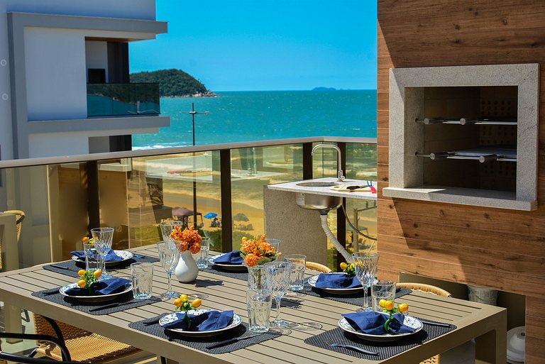 Duplex Vista Mar com Piscina Privativa - GCR011