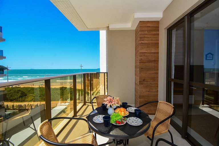 Duplex Vista Mar com Piscina Privativa - GCR011