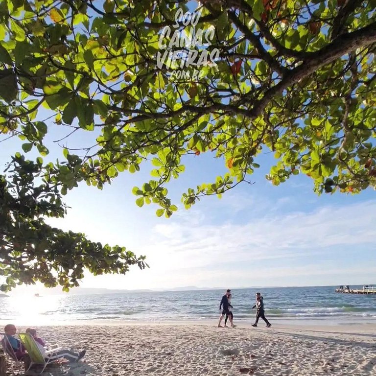 Elegante Casa com Piscina em Canasvieiras - NDI015