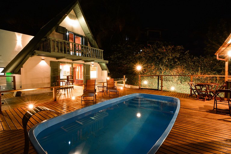 Chalé com Jacuzzi e Vista Mar - PLH007
