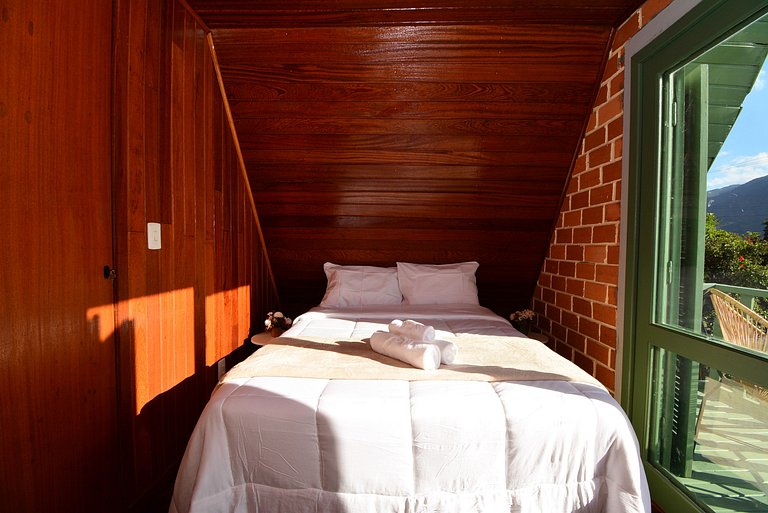 Chalé com Jacuzzi e Vista Mar - PLH007