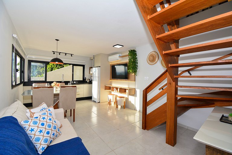 Casa com Piscina, Vista Mar e Hidromassagem PLH008