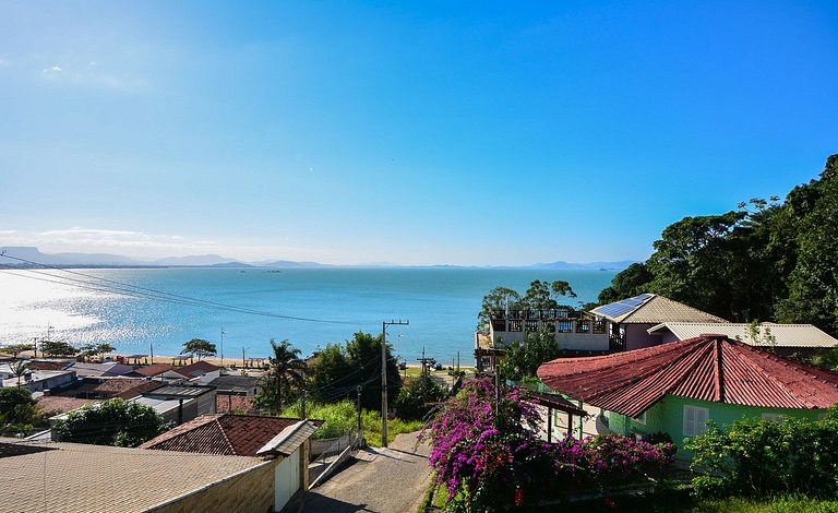 Casa com Piscina, Vista Mar e Hidromassagem PLH008